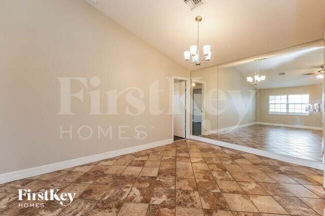 Building Photo - 2610 45th St W