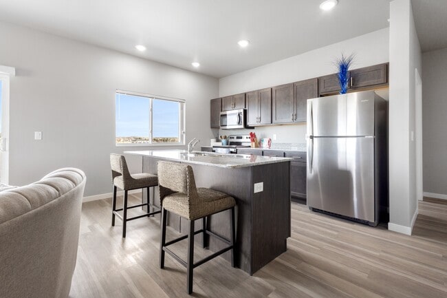 Building Photo - Sweetgrass Crossing