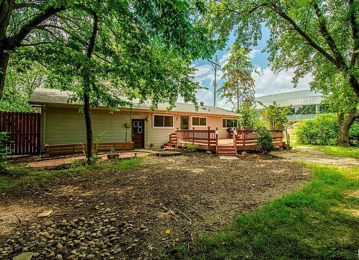 Foto del edificio - 2294 Westglen Park Dr