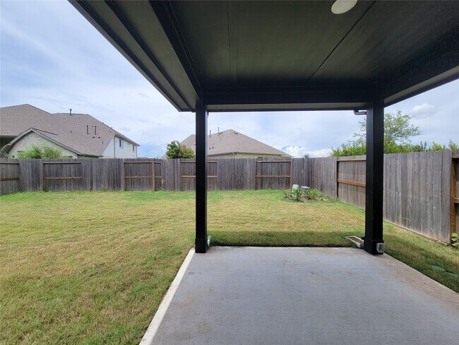 Foto del edificio - 18206 Summerland Lk Wy