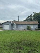 Building Photo - 1529 Larkin Rd