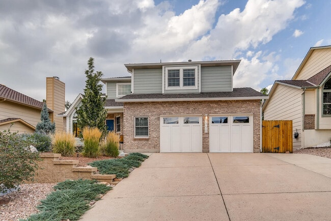 Front Exterior - 2750 Boleyn Dr