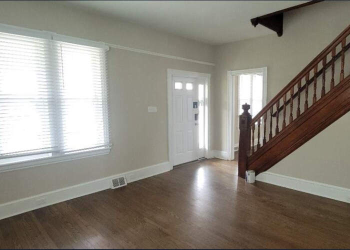 Building Photo - NOW AVAILABLE! - 415 Thomas Ave, Riverton,...