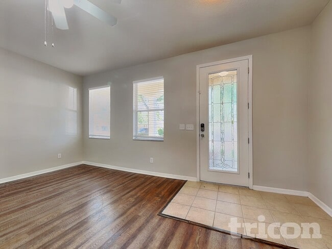 Building Photo - 7222 Bridgeview Dr