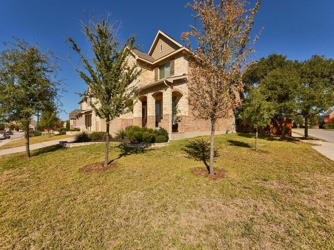 Foto del edificio - 701 Rolling Brook Ln