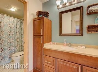 Building Photo - 1 br, 1 bath House - 6302 Mineral Point Rd