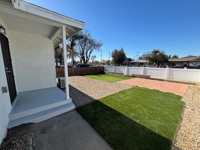 Foto del edificio - 3 Bedroom 2 Bath Home