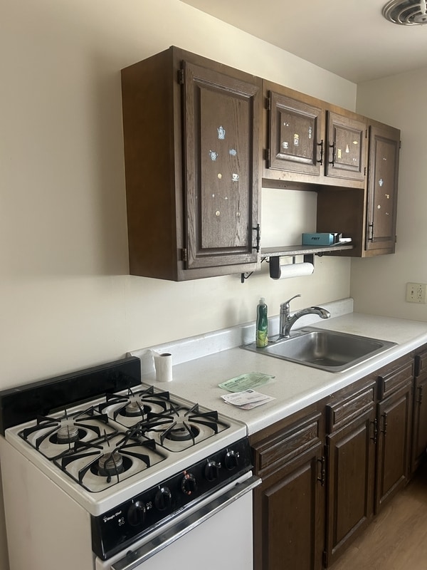 Foto del edificio - 2754 A Ave NE