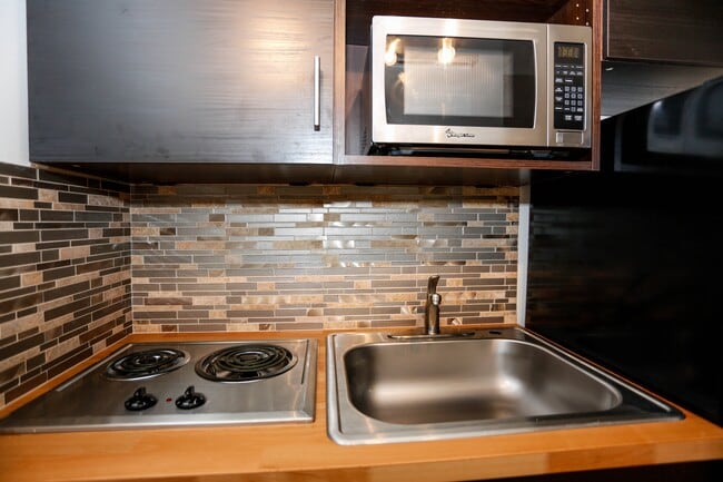 Photo - Plaza West Apartments