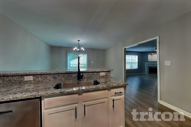 Building Photo - 4635 Christenbury Hills Ln