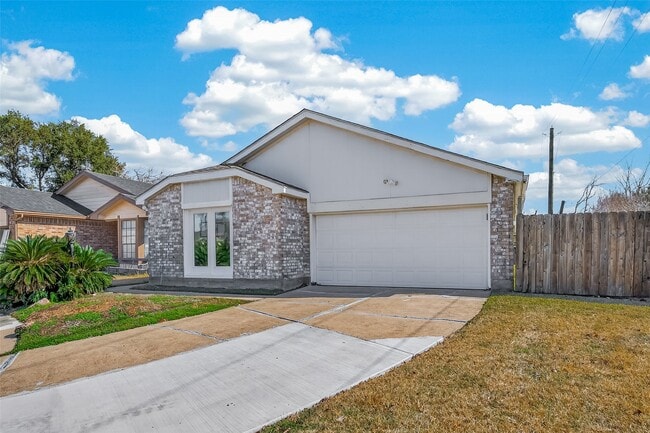 Foto del edificio - 3517 Denio Dr