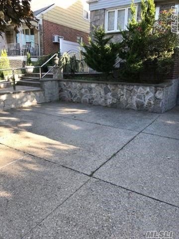 Building Photo - 154-24 20th Ave