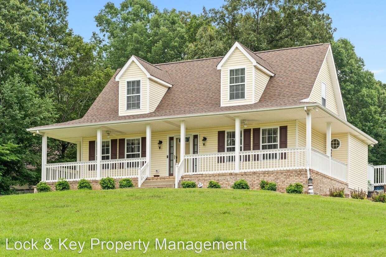 2961 Old Hwy 48, Clarksville, TN 37040 House Rental in Clarksville
