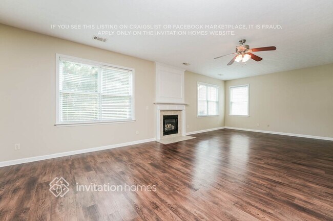 Foto del edificio - 3390 Cooper Woods Dr