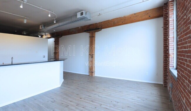 Foto del edificio - 200 Main St