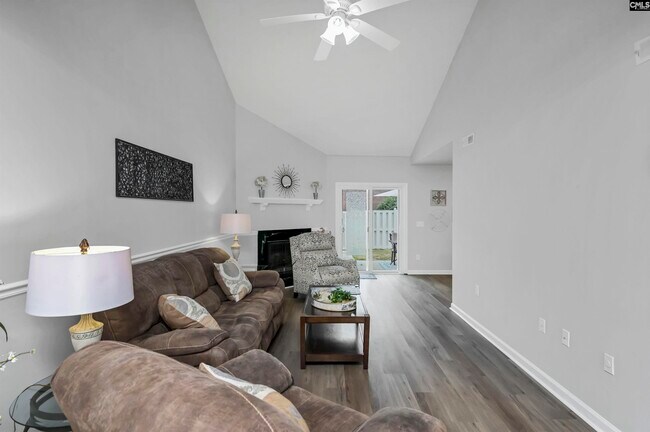 Foto del edificio - 167 West Ct