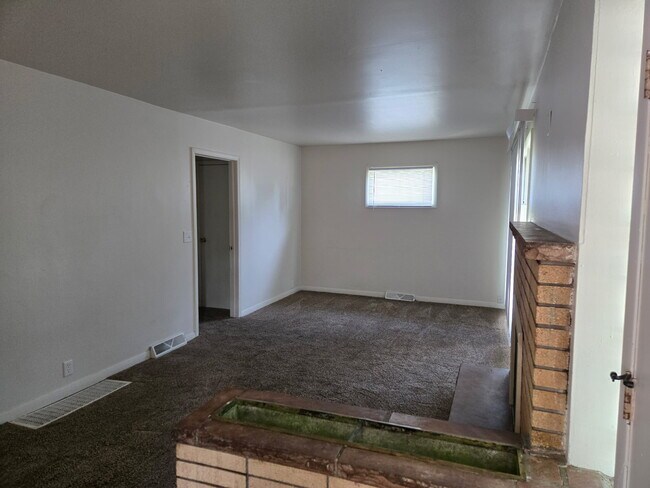 Foto del edificio - 3129 10th St