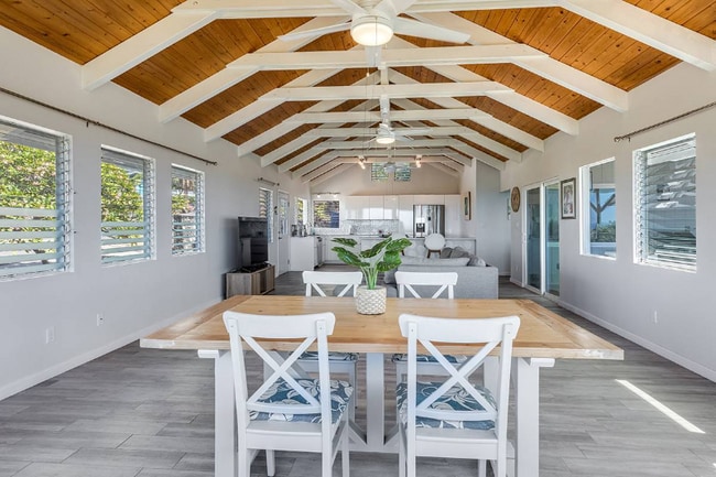 Building Photo - 73-4333-4333 Hoolana Pl