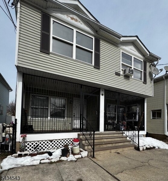 Building Photo - 115-117 16th Ave