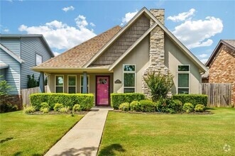 Building Photo - 3210 SW Hillstone Ave