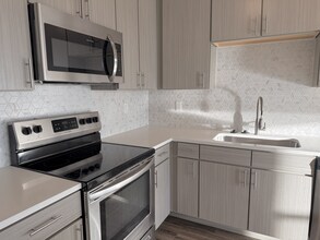 kitchen-high-line-pointe-B5-2x2.5-1301-600-pikes-peak-3-13-2026(2).JPG - High Line Pointe