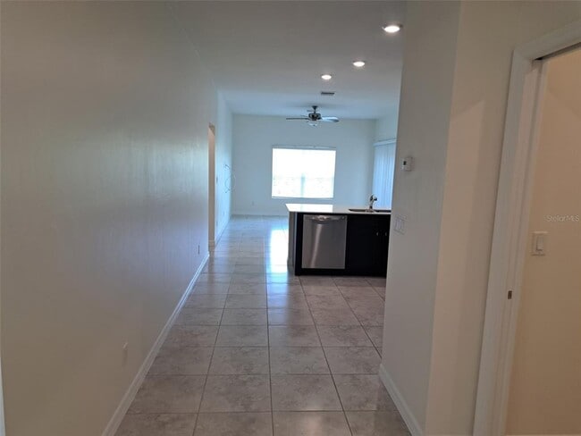 Foto del edificio - 138 Jade St