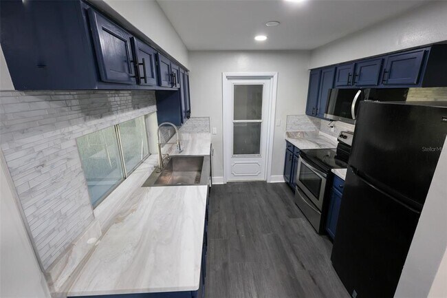 Foto del edificio - 1500 Laurel Cir