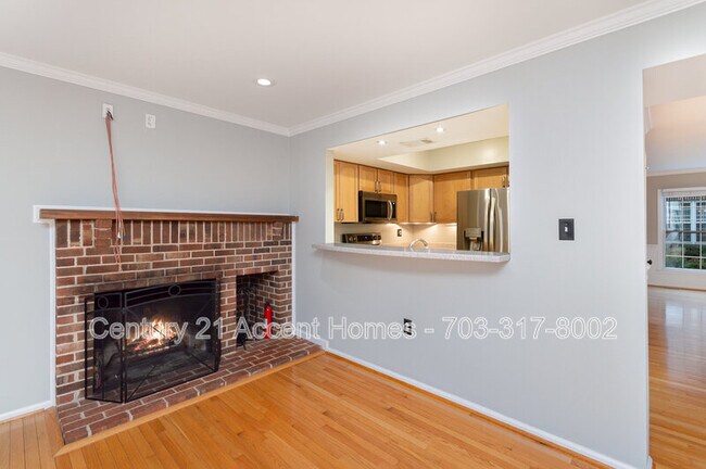 Building Photo - 2514 S Arlington Mill Dr