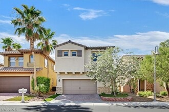 Building Photo - 719 Orchard Course Dr