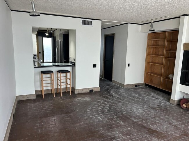 Foto del edificio - 503 Avenue B NW
