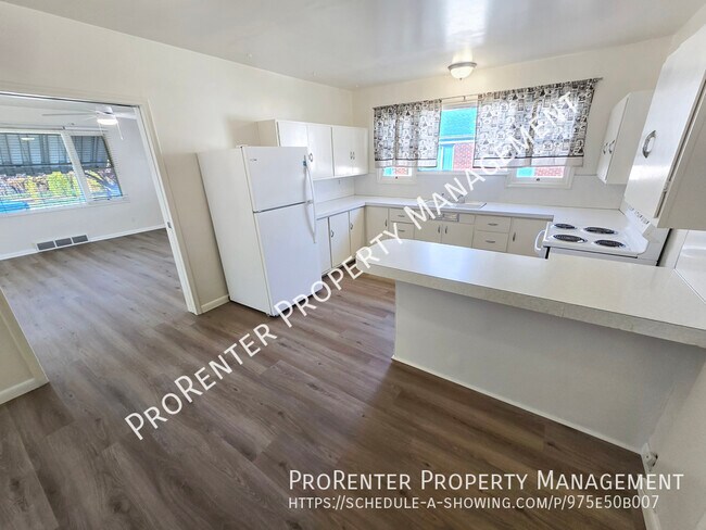 Foto del edificio - 2338 Van Buren Ave