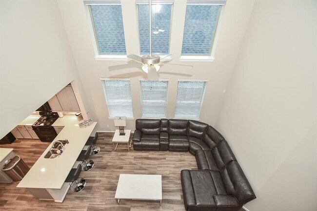 Foto del edificio - 31207 Birch Mills Dr