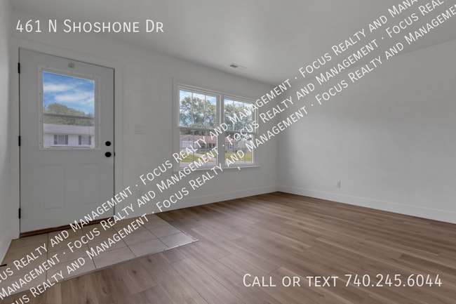 Building Photo - 461 N Shoshone Dr