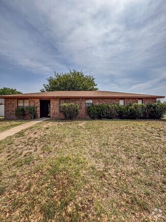 Building Photo - 4000 Mescalero Dr
