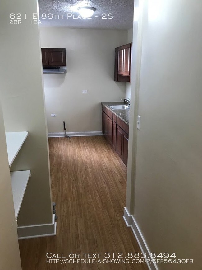 Foto del edificio - 621 E 89th Pl