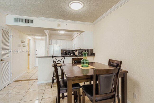 Building Photo - 2501 S Ocean Dr