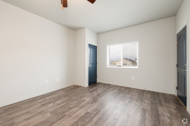1BR, 1BA - 699SF - Living Room - Cottages at Woodmen Heights