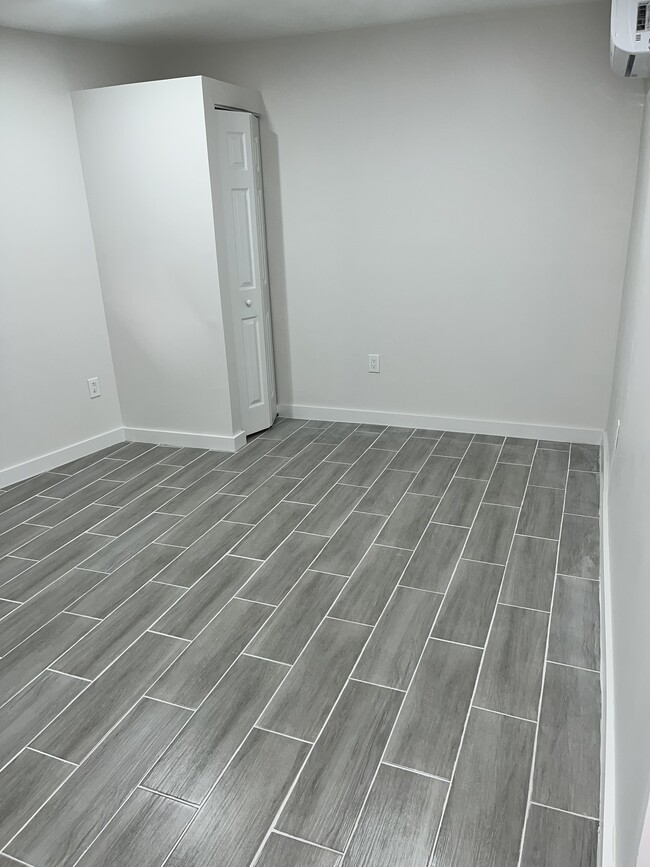 Foto del edificio - 155 NW 123rd St