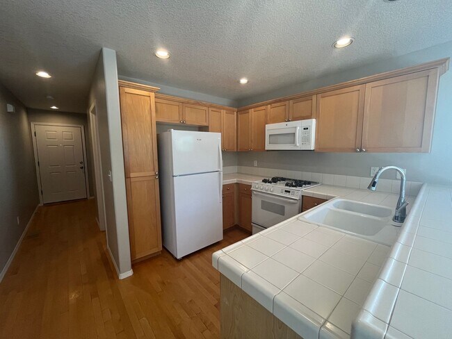 Foto del edificio - Beautiful Cul-de-Sac Home with New Carpet,...
