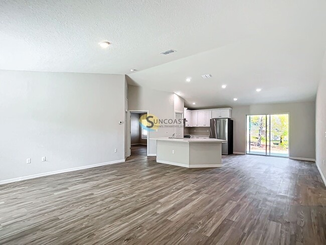 Foto del edificio - 8497 SW 135th Street Rd