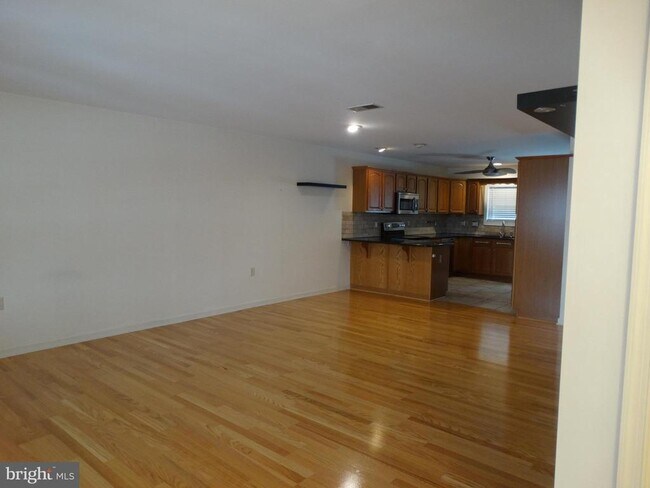 Foto del edificio - 11400 Nicole Dr