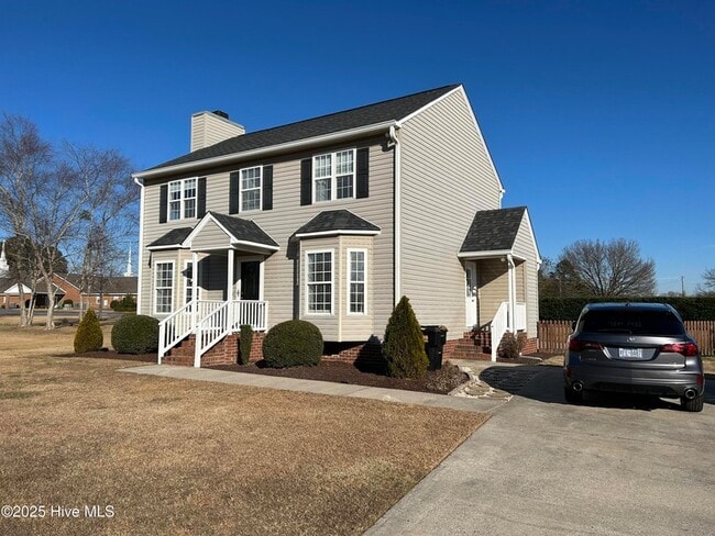 Building Photo - 1205 Porter Pl