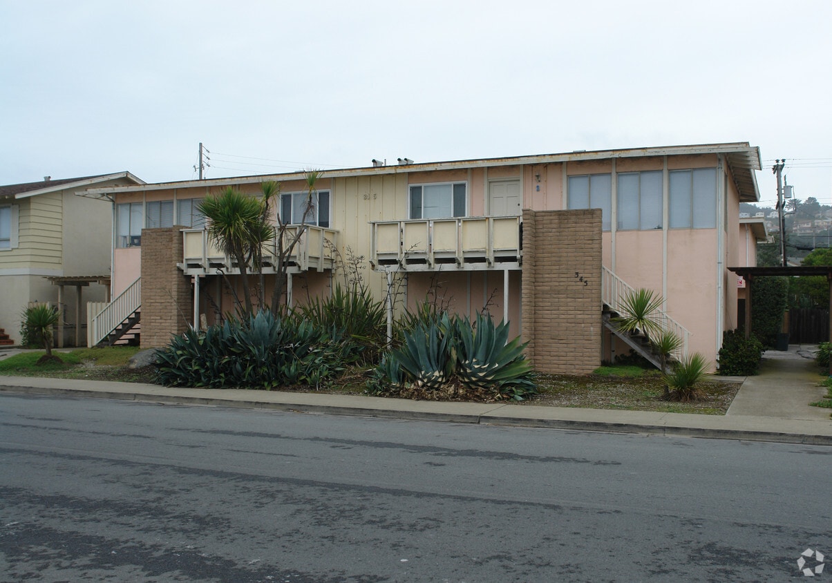 Primary Photo - 345 Esplanade Ave