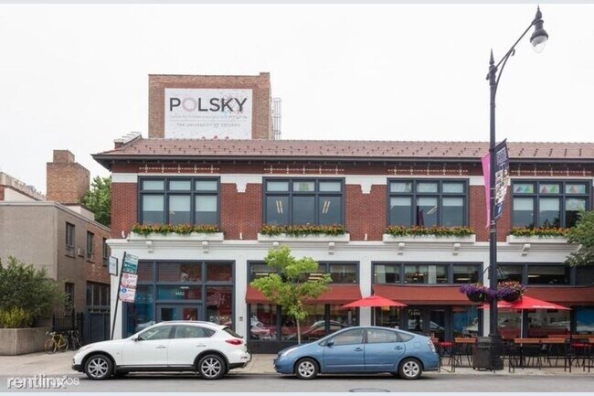 Building Photo - 3 br, 1 bath Condo - 1443 E 53rd St