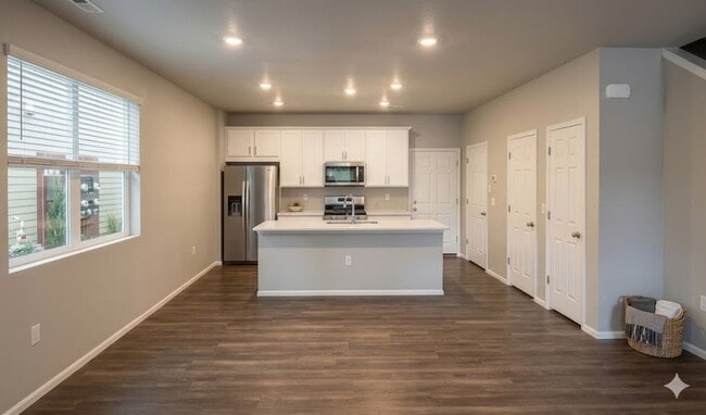 Building Photo - 13746 Vispo Wy
