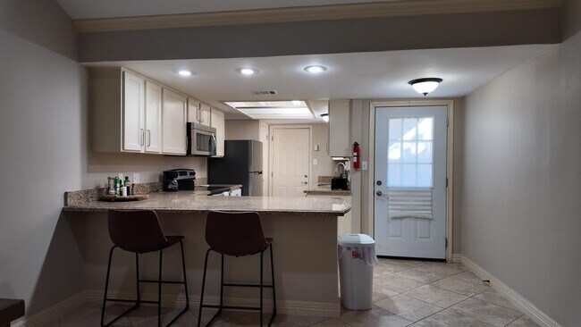 Foto del edificio - 1809 Highland Park Ave