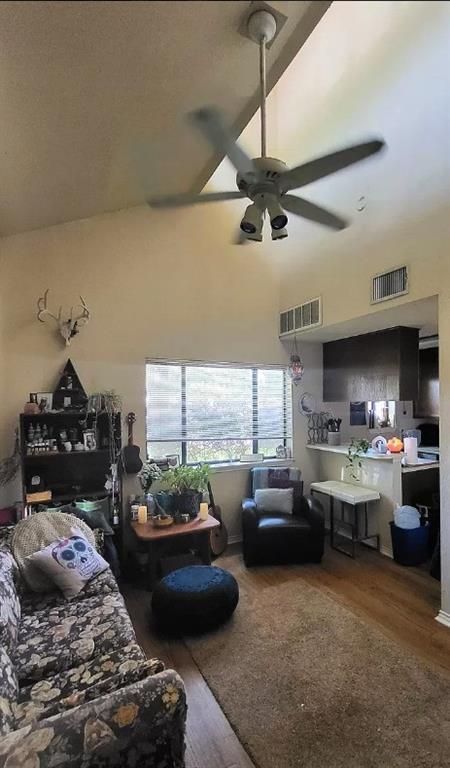 Foto principal - 601 Nelray Blvd