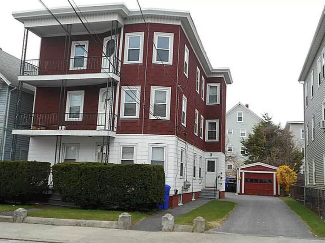 Building Photo - 146 Tremont St