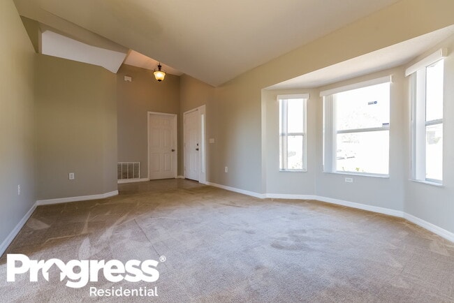 Building Photo - 1480 Muir Cir