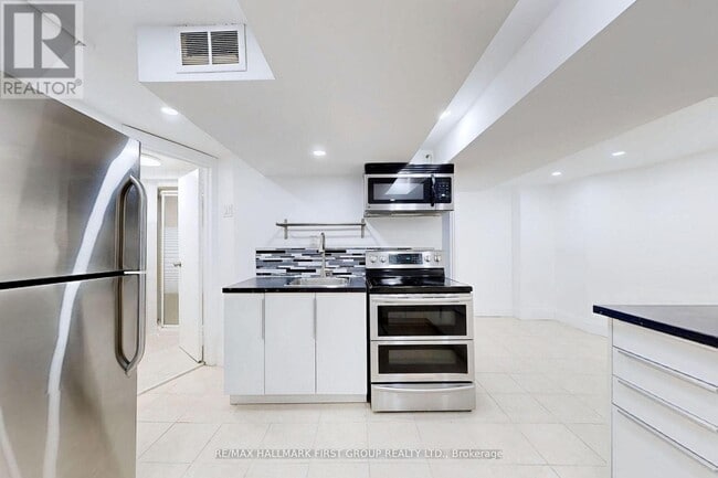 Building Photo - 1 Bramwell Dr